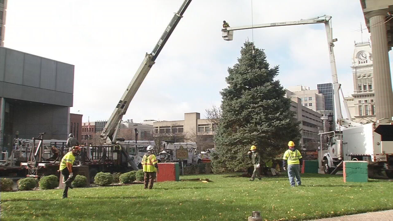 Louisville's 2020 Christmas 2020 set up downtown